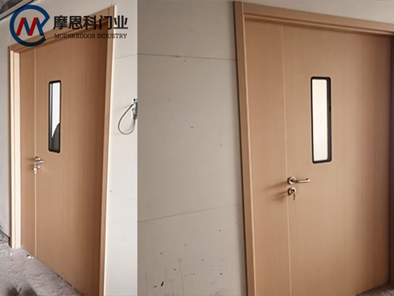 Features of double door medical door: