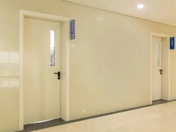 What should be noted when installing medical doors